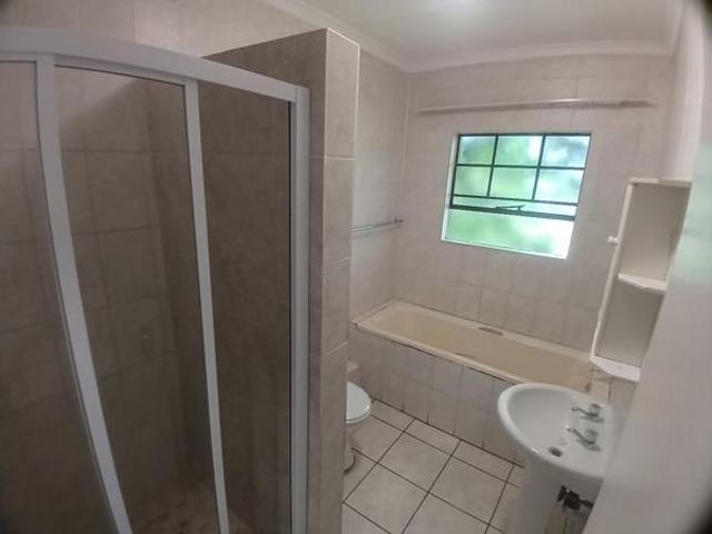 2 Bedroom Flat in Pioneer Park