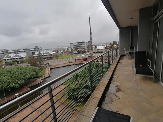 2 Bedroom Flat in Point Waterfront