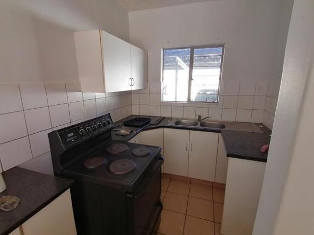 2 Bedroom Flat in Pretoria North