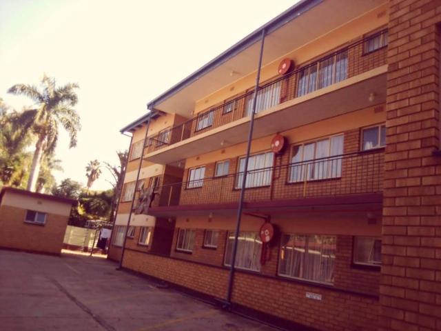 2 Bedroom Flat in Pretoria North