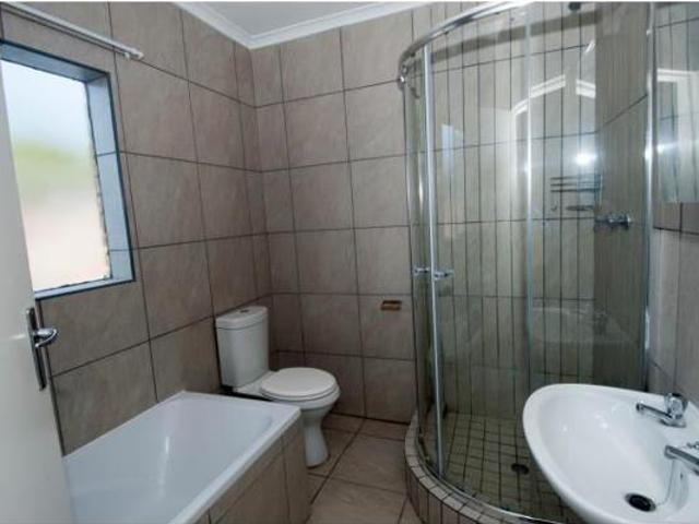 2 Bedroom Flat in Pretoria North