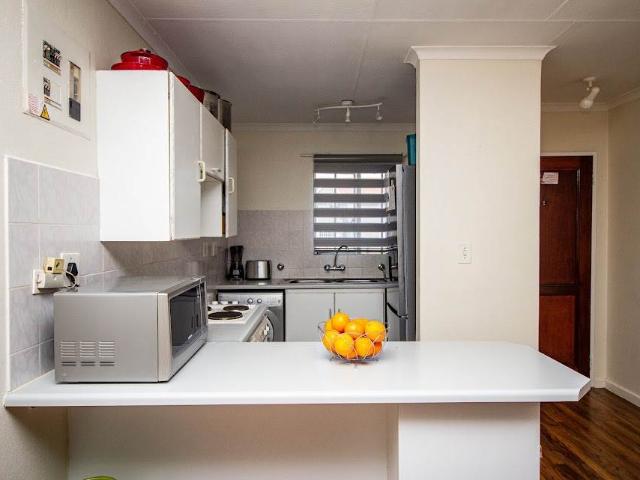 2 Bedroom Flat in Radiokop