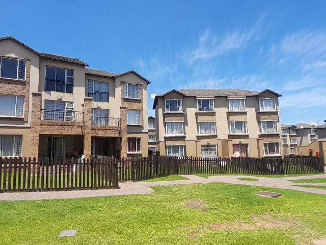 2 Bedroom Flat in Reyno Ridge
