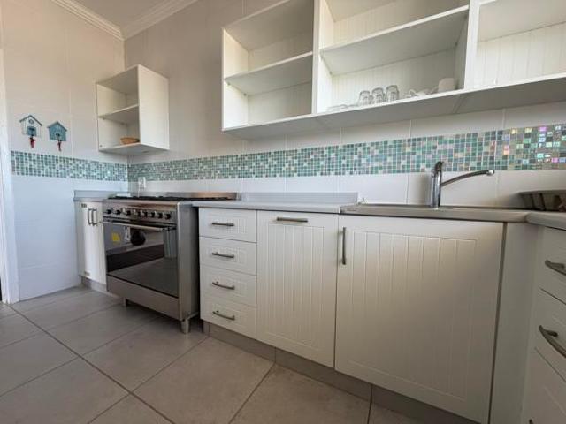 2 Bedroom Flat in Scottburgh Central