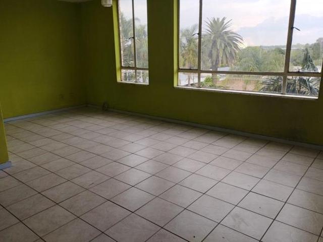 2 Bedroom Flat in Silverton