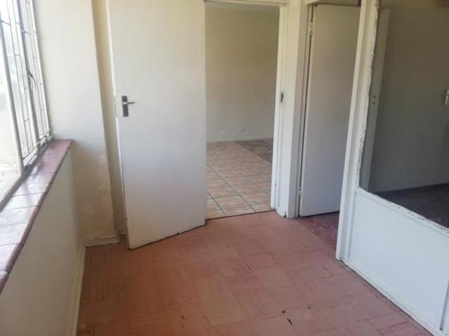 2 Bedroom Flat in Sunnyside