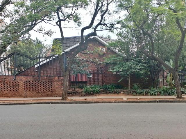 2 Bedroom Flat in Sunnyside
