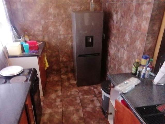 2 Bedroom Flat in Sunnyside
