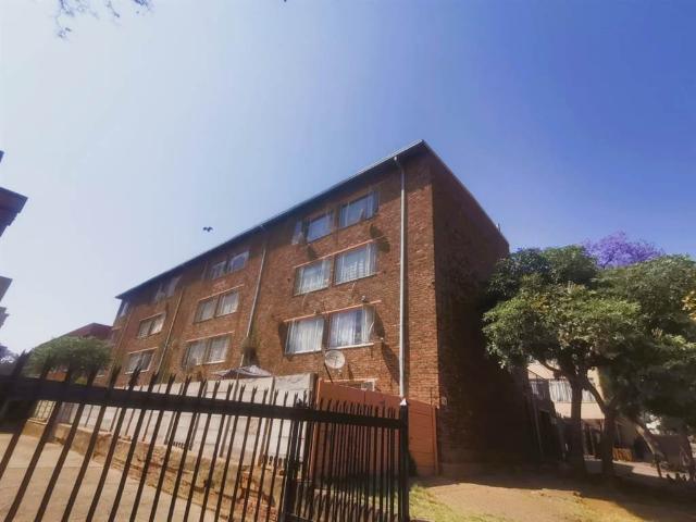 2 Bedroom Flat in Sunnyside