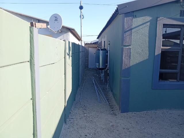 2 Bedroom Freehold For Sale in Mandela Park