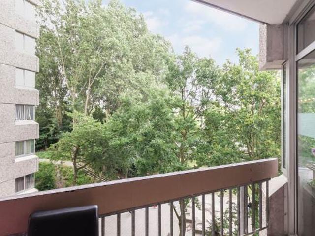 2 bedroom fully furnished apartment available