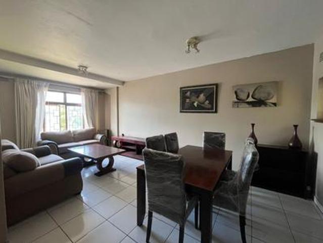 2 bedroom fully furnished flat avail.