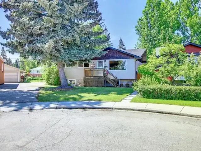 2 Bedroom House Calgary AB 101399726