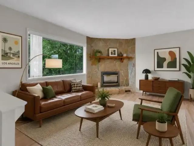 2 Bedroom House Calgary AB 104182675