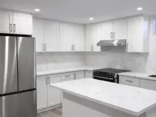 2 Bedroom House Cambridge ON 100564032