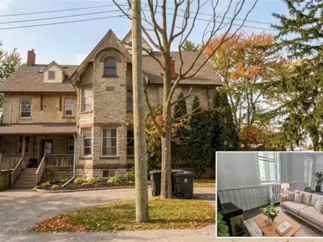 2 Bedroom House Cambridge ON 100901044