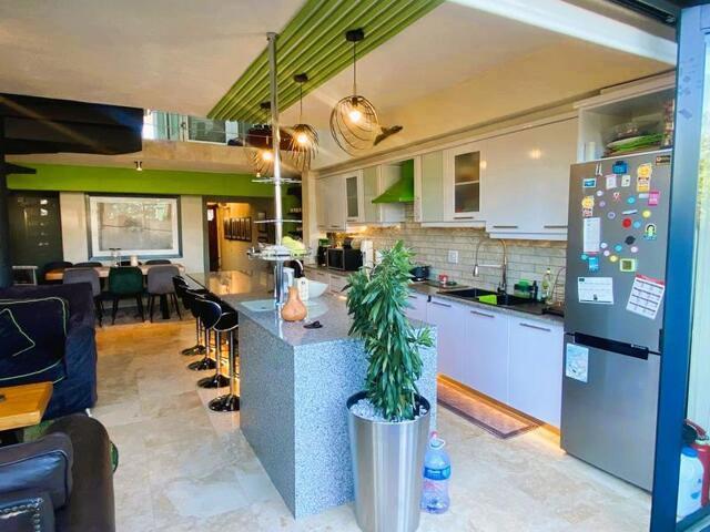 2 Bedroom House Cape Town Western Cape LS102526645
