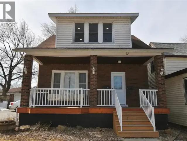 2 Bedroom House Amherstburg ON LS104000154