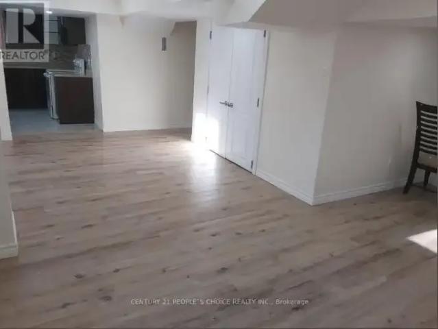 2 Bedroom House Ajax ON 102339094