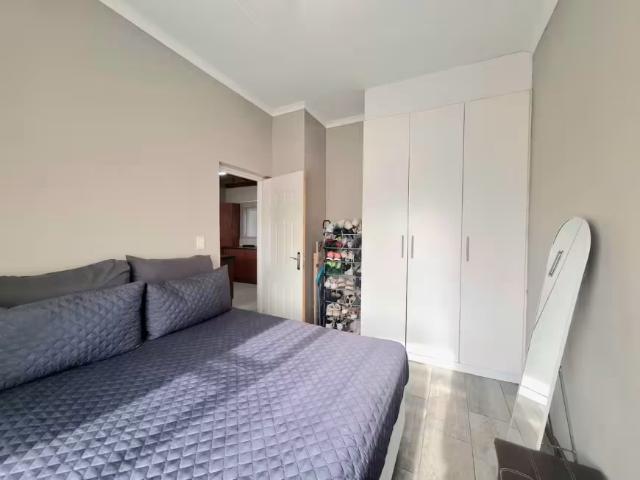 2 Bedroom House Beacon Bay North Beacon Bay North 103415089