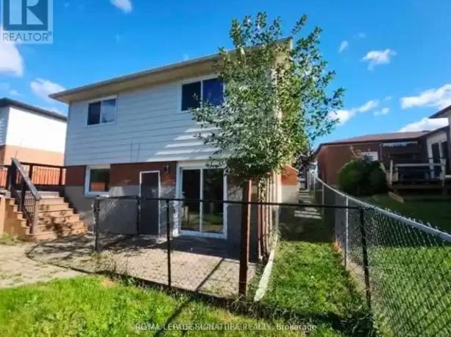 2 Bedroom House Bradford West Gwillimbury ON 104322366
