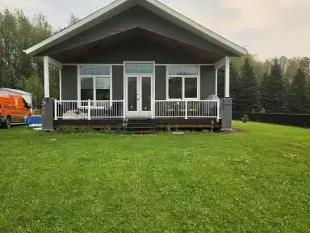 2 Bedroom House Buck Lake AB 104985892