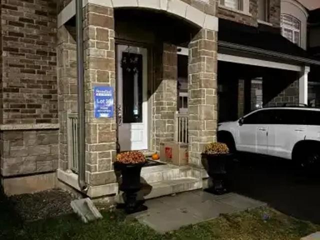 2 Bedroom House Burlington ON 104036366
