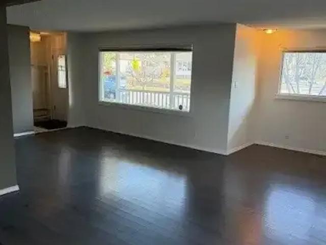2 Bedroom House Edmonton AB 104888170