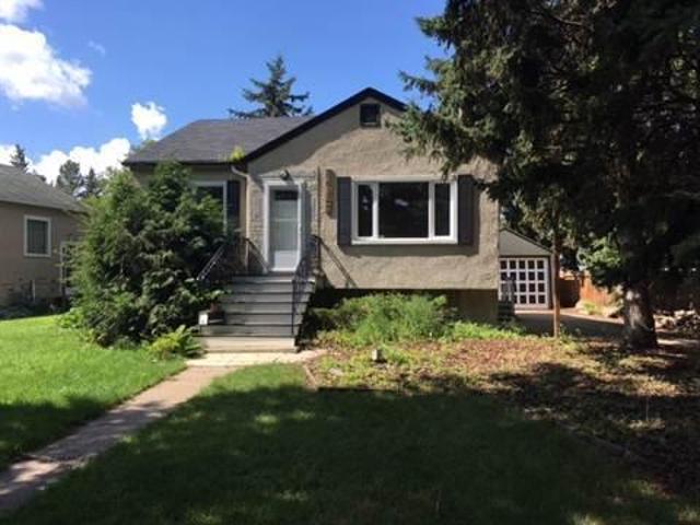 2 Bedroom House Edmonton AB 104939470