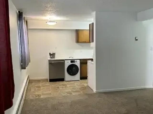 2 Bedroom House Edmonton AB 103322643