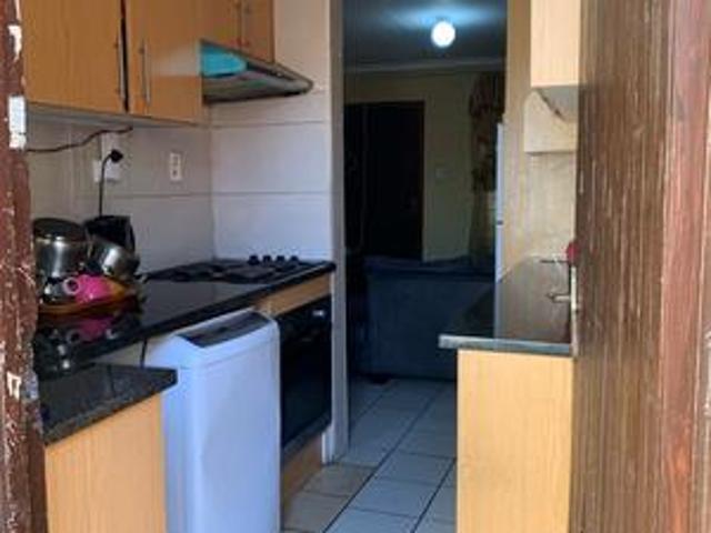 2 bedroom house for rental in rabie.