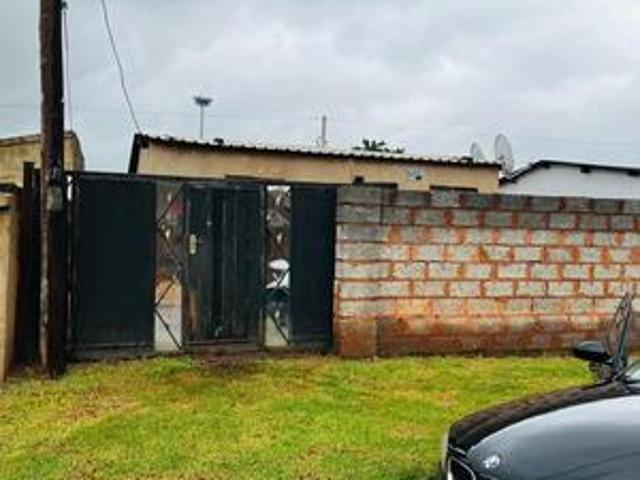 2 bedroom house for sale