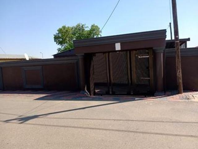 2 bedroom house for sale