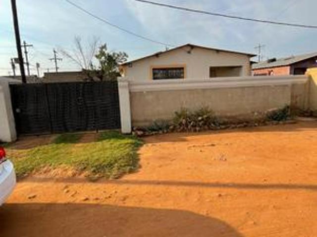 2 bedroom house for sale