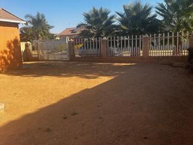 2 bedroom house for sale
