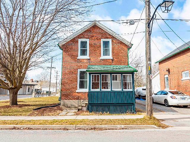 2 Bedroom House For Sale In Cobourg