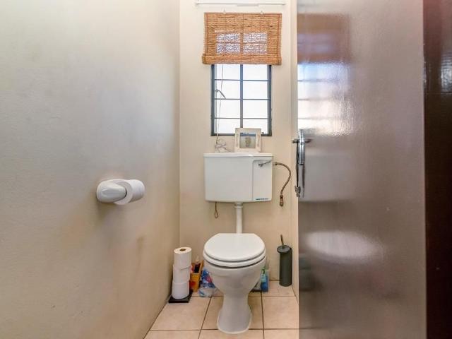 2 Bedroom House For Sale in Cosmo City