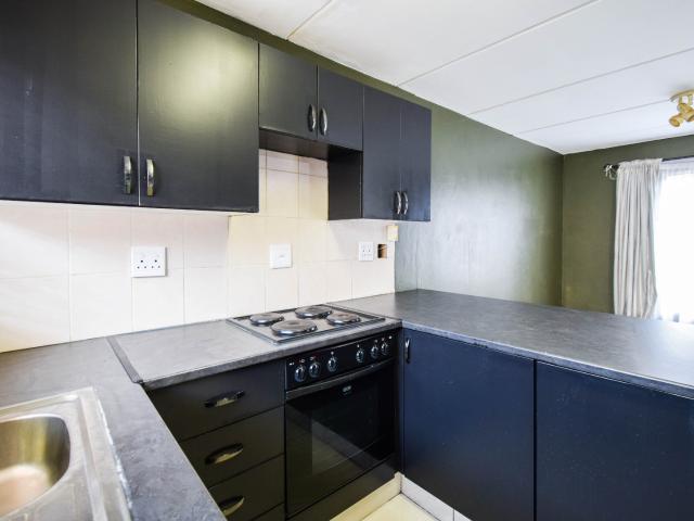 2 Bedroom House For Sale in Annlin