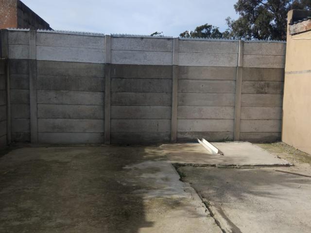 2 Bedroom House For Sale in Atlantis Central