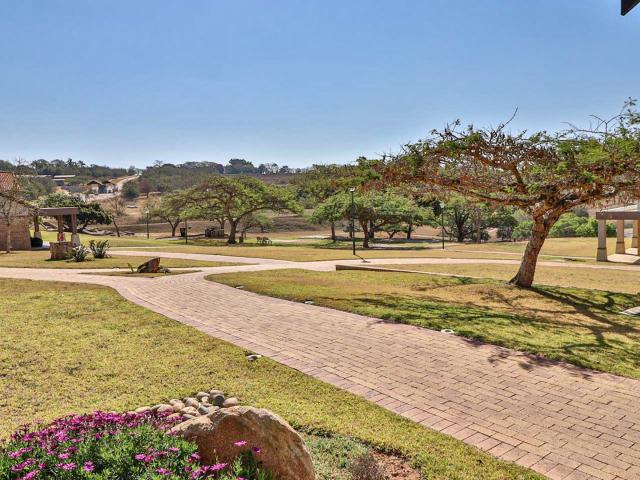 2 Bedroom House For Sale in Bateleur Estate
