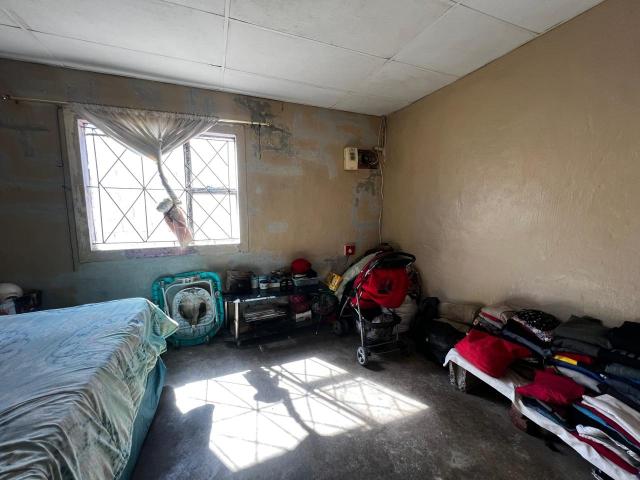 2 Bedroom House For Sale in Bethelsdorp