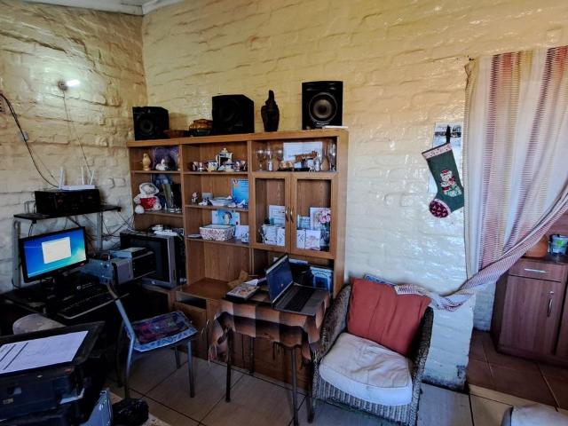 2 Bedroom house for sale in Bridgeton, Oudtshoorn