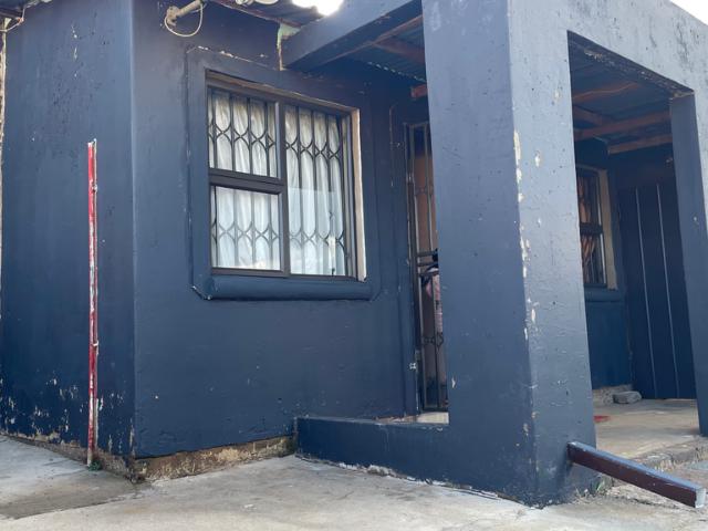 2 Bedroom House For Sale in Geluksdal