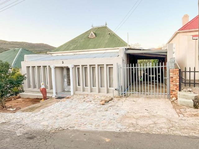 2 Bedroom house for sale in De Rust, Oudtshoorn
