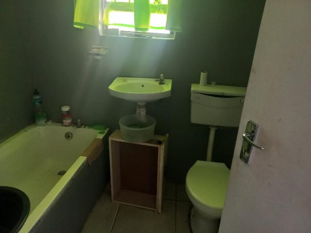 2 Bedroom House For Sale in Diazville