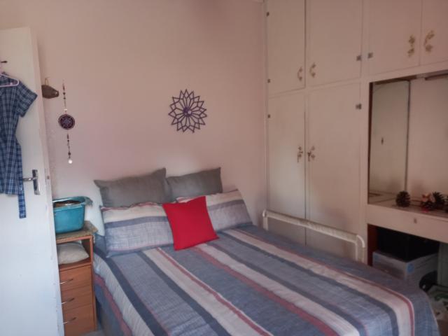 2 Bedroom House For Sale in Florentia
