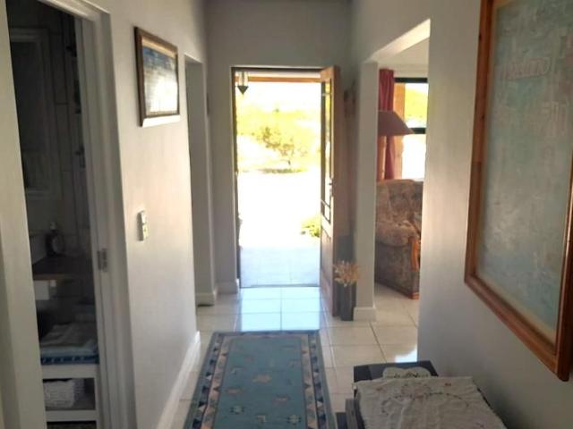 2 Bedroom house for sale in Franskraal, Gansbaai