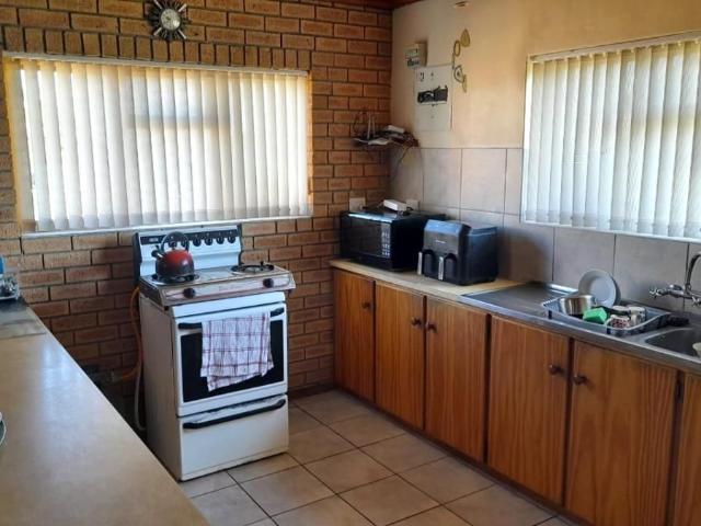 2 Bedroom house for sale in Franskraal, Gansbaai
