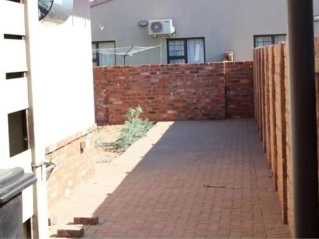 2 Bedroom House For Sale in Kathu