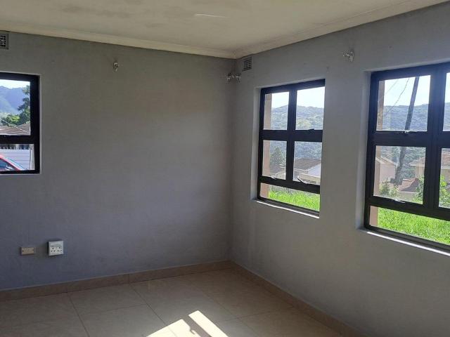 2 Bedroom house for sale in KwaDabeka E, Pinetown